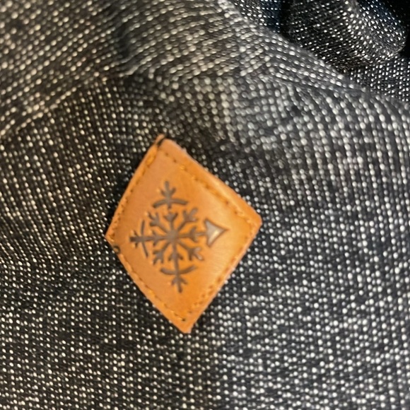 Ski the East - charcoal gray turtleneck jersey - size S - Picture 4 of 7